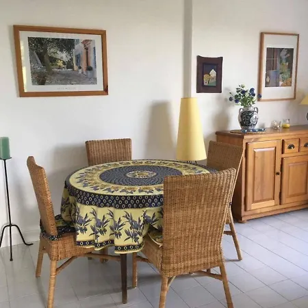 Сasa de vacaciones Avec Jardinet, Terrasse, Piscine Et Parking Aux Issambres - Fr-1-768-9 *